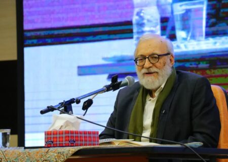 هشدار لاریجانی نسبت به تولید نسلی از مادران بی‌عفت و پدران بی‌غیرت
