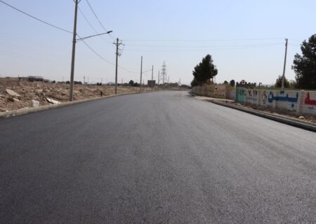 آغاز عملیات آسفالت کمربندی بلوار شورا در ماهدشت/ تکمیل تا 2 روز آینده