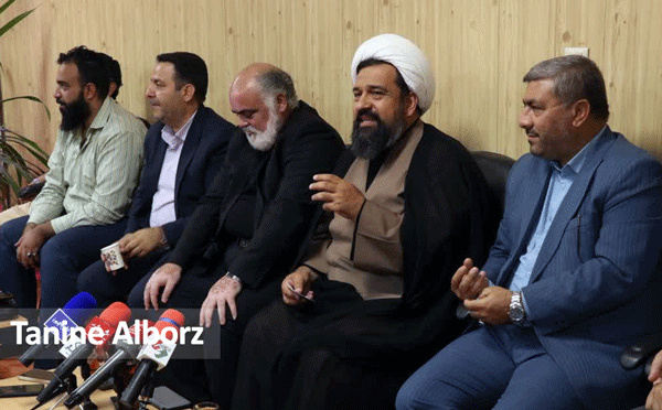 مبارزه با فساد باید عادلانه باشد نه جناحی/ وام‌دار هیچ فرد یا گروهی نیستم