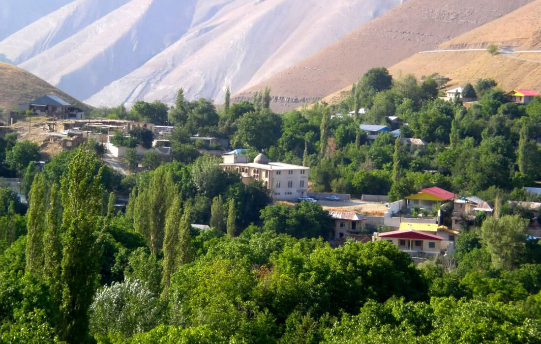 گردشگران در آسارا، بومیان در فشار؛ مسئولان کجا هستند؟