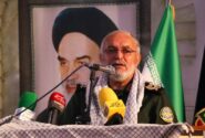 ایثارگران برگ‌های زرینی از تاریخ این سرزمین را رقم زدند