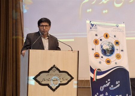 برگزاری نشست‌های سواد رسانه‌ای از نان شب برای فعالان این حوزه واجب‌تر است