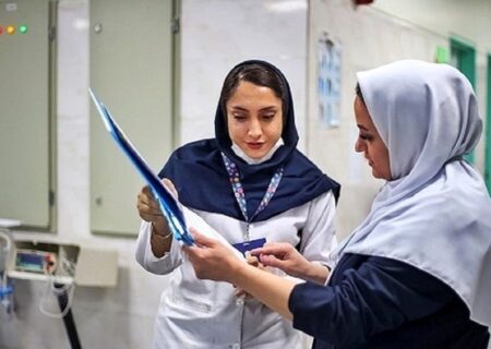پرستاران ستون فقرات نظام سلامت و ضامن امنیت روانی جامعه هستند