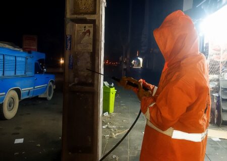 امحای تبلیغات غیرمجاز ماهدشت/ دیوارهای شهر تمیز شدند