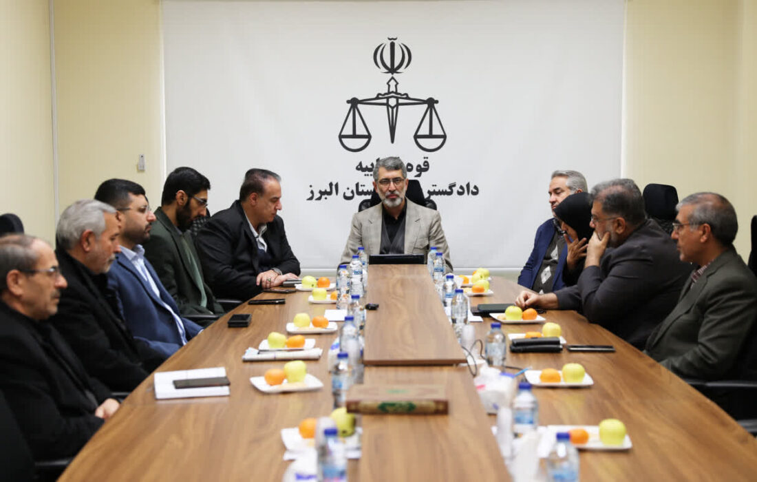 اهدای احکام اعضای جدید هیات منصفه دادگاه مطبوعات استان البرز