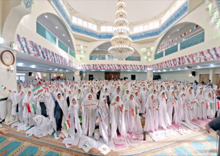 آغاز فصل بندگی در مصلای الغدیر مهستان