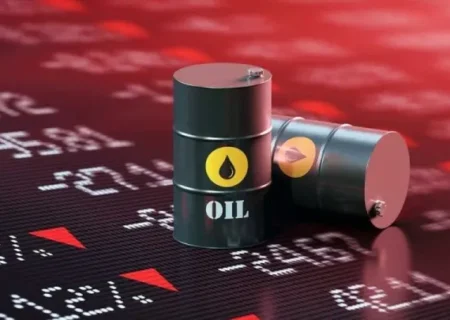 نفت عقب نشست