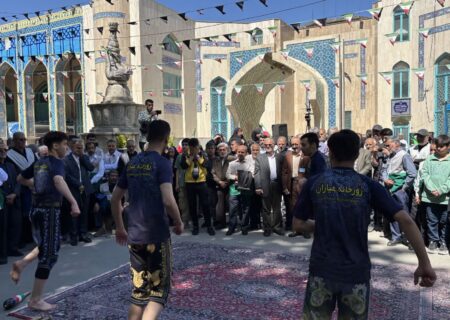 زورخانه مدرسه‌ای برای تربیت اخلاقی و معنوی جوانان است