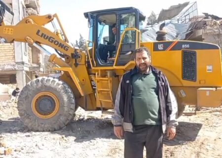 خدمت بی‌منت جهادگران در دل ویرانه‌ها