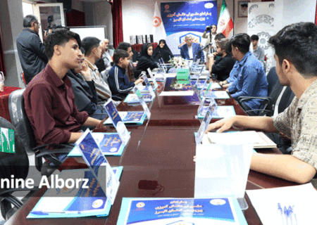 دانش‌آموزان باید در نظام تصمیم‌گیری نقش‌آفرین باشند