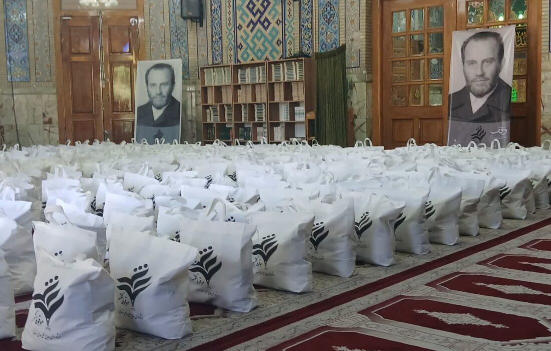 کمک های نقدی و غیرنقدی به خانواده زندانیان البرزی در روز نسیم مهر