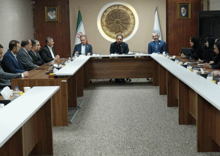تسریع در خدمت‌رسانی و کاهش بروکراسی اداری در دستور کار اتاق بازرگانی البرز